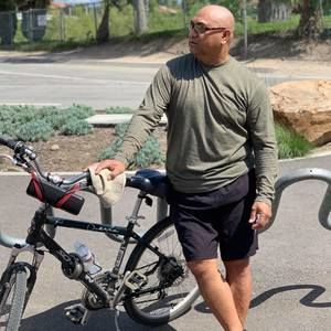 Meet your Posher, Larry